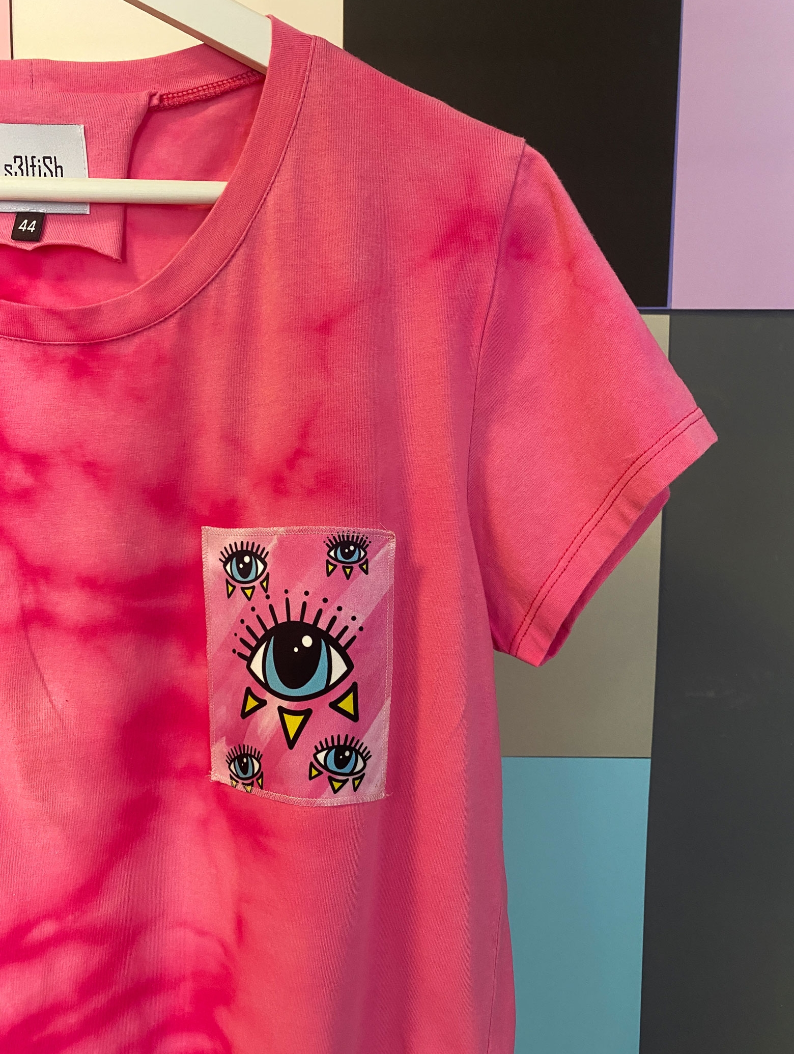 Широка Тениска pink eye