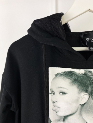 Удължен детски суйтшърт с дълъг ръкав и качулка Ariana Grande