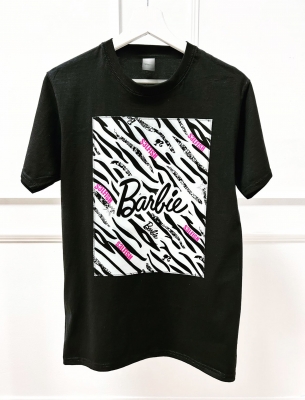 Широка тениска BARBIE black and white